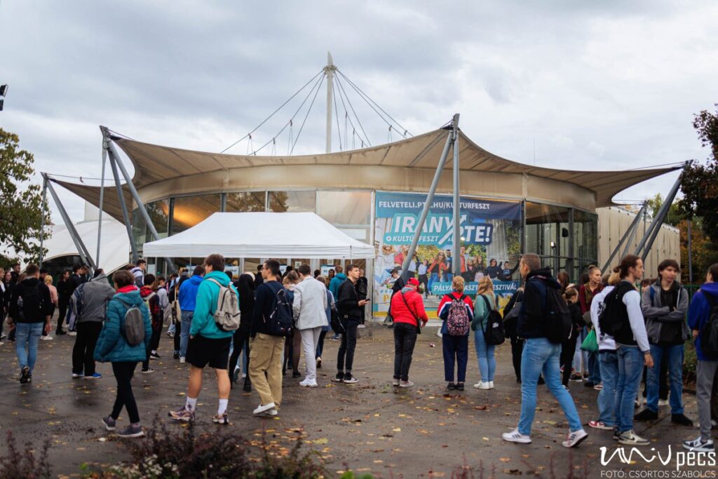 PTE digitális platform