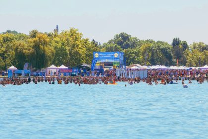 Így vigyáznak több mint 10 ezer úszóra a 44 Lidl Balaton átúszáson4