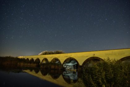 a Perseidák mellett egy részleges napfogyatkozás is különleges élményt kínál