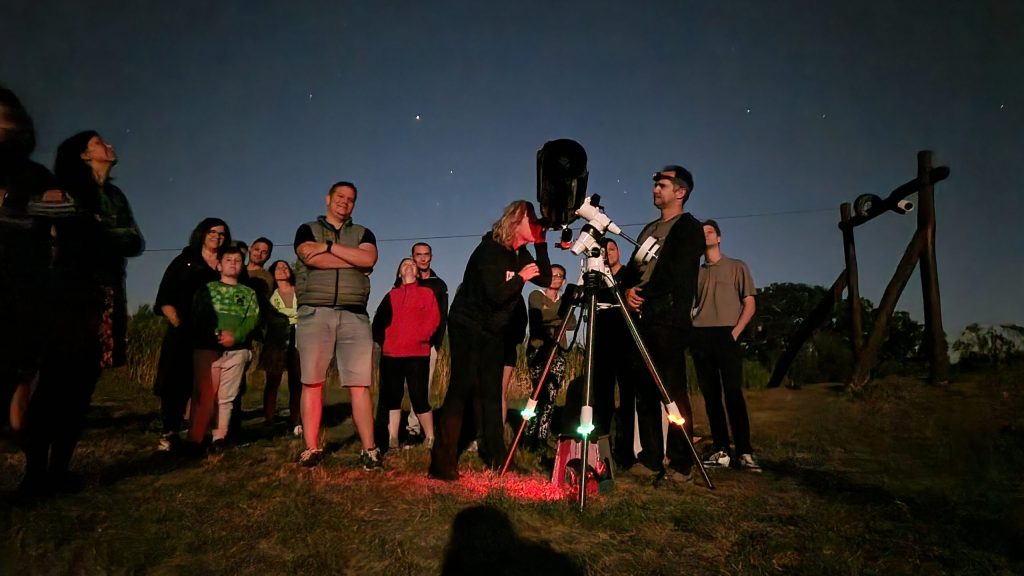 a Perseidák mellett egy részleges napfogyatkozás is különleges élményt kínál2